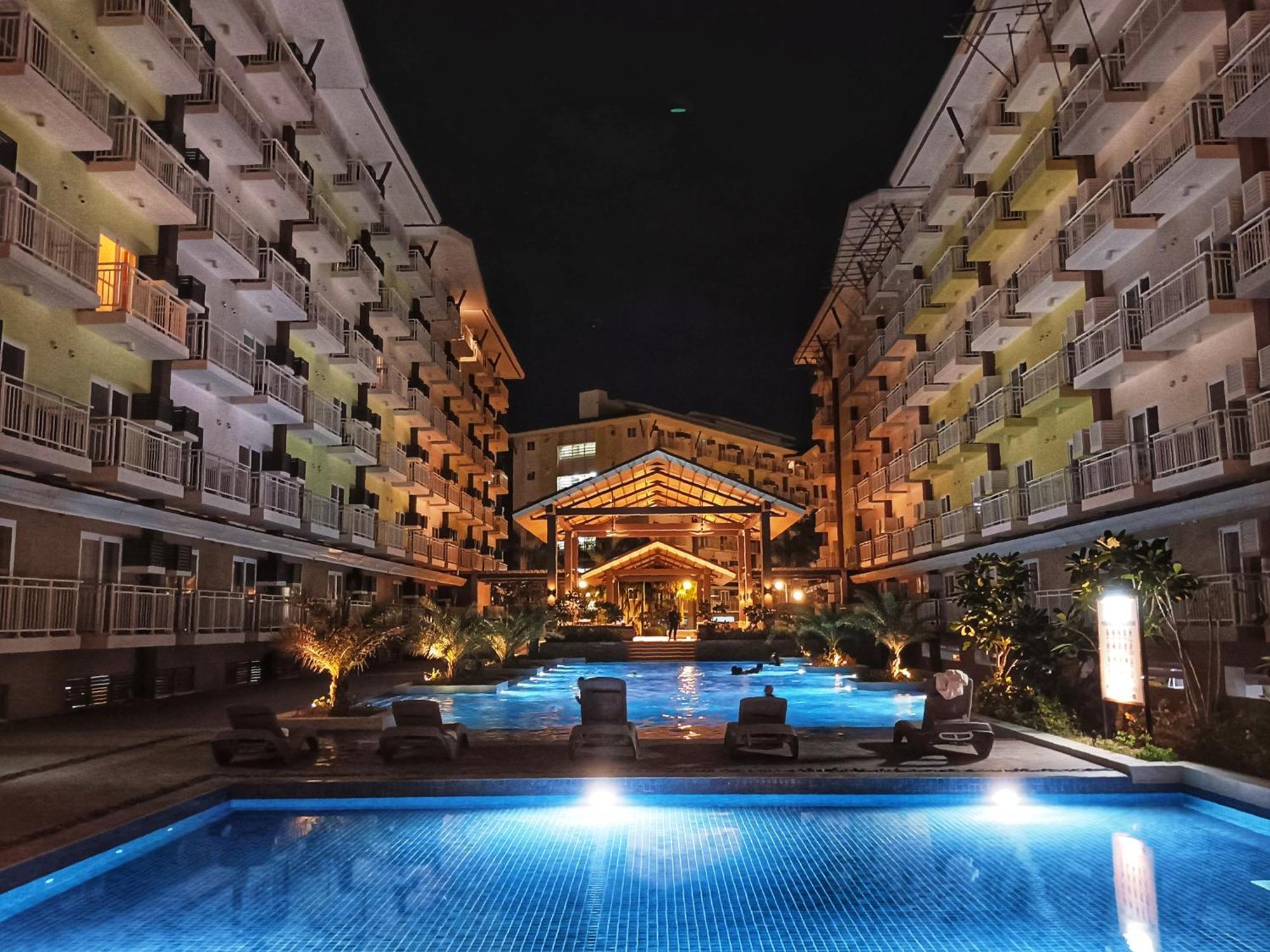 Closest Studio With Balcony From Cebu Airport Мактан Экстерьер фото