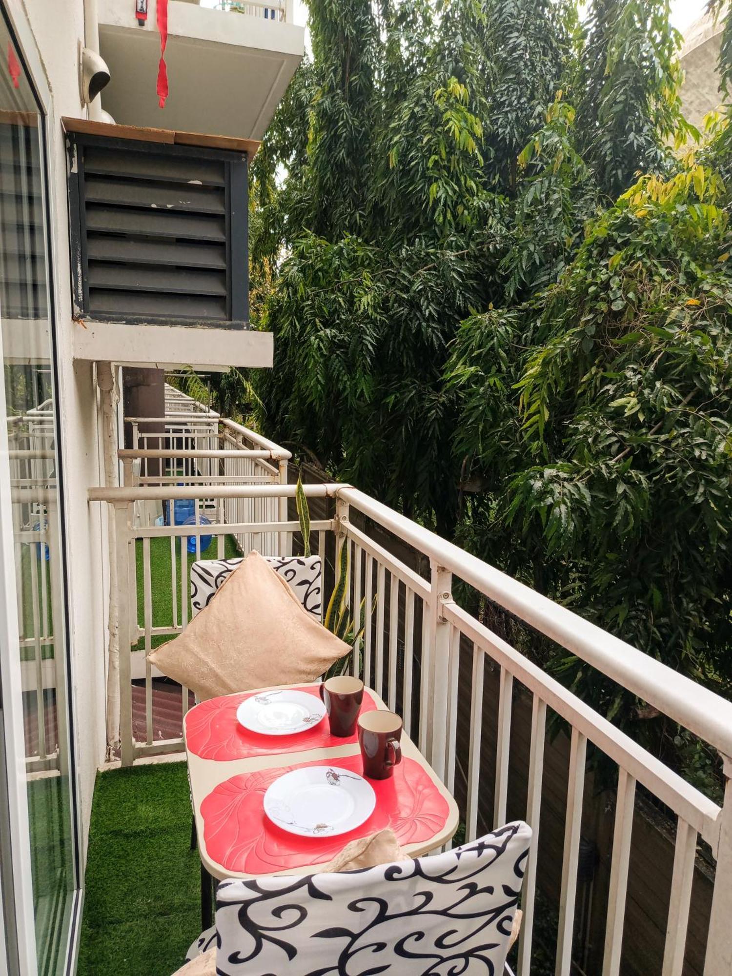 Closest Studio With Balcony From Cebu Airport Мактан Экстерьер фото